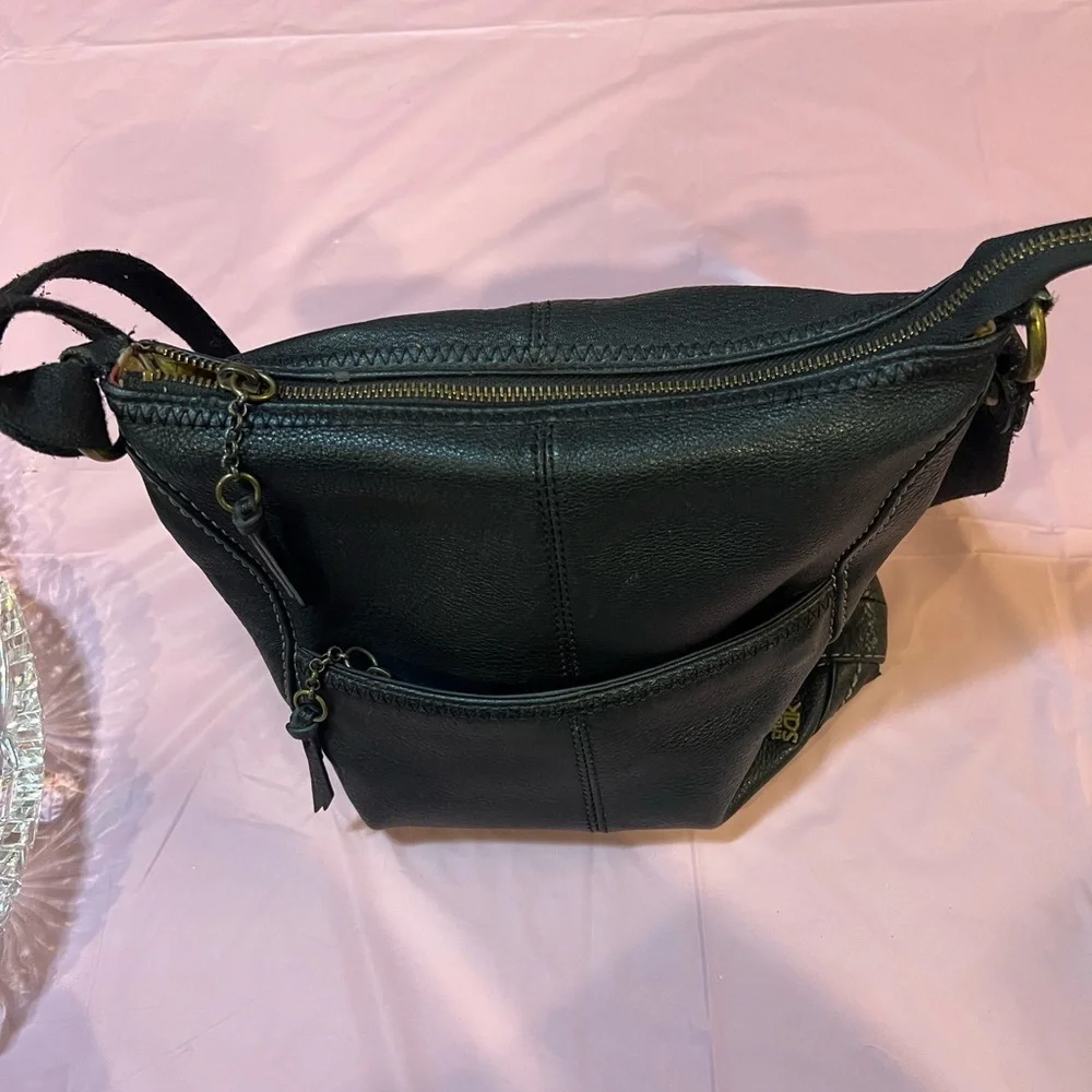 The Sak Black Leather Women’s Crossbody Purse Shoulder Strap Genuine Leather Bag